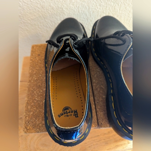 DOC MARTENS 1461 PATENT LEATHER OXFORDS - BLACK - NWOB - Picture 9 of 11